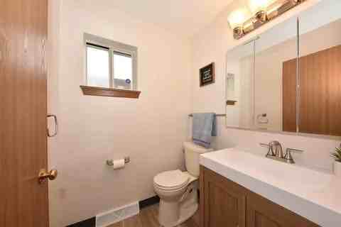 W163N11528 Windsor Ct #A - Photo 3 of 14