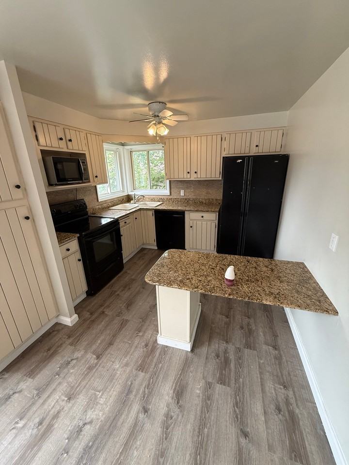 6542 Teller St - Photo 4 of 18