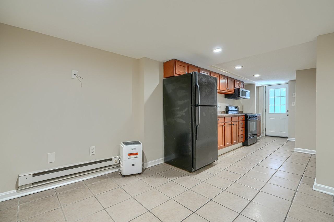 4041 Wilkens Ave #C - Photo 6 of 20