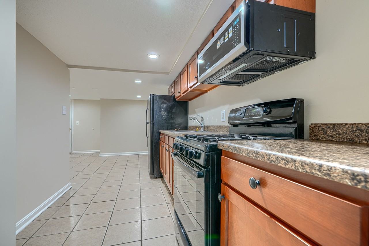 4041 Wilkens Ave #C - Photo 7 of 20