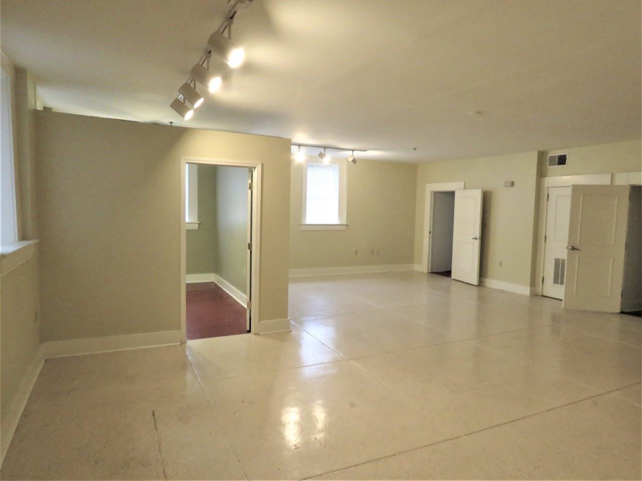 715 Sherman St #16