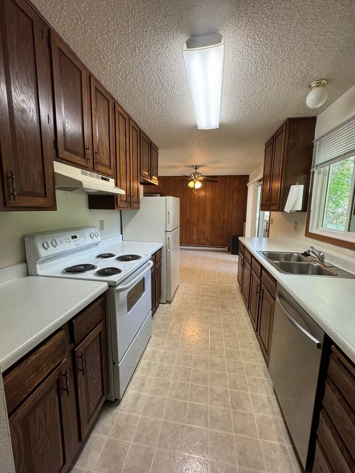 3307 2nd St N - Photo 5 of 12
