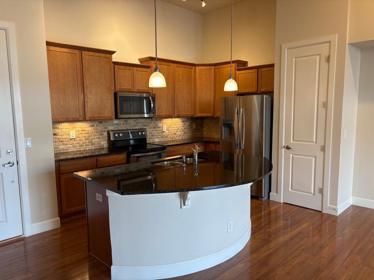 301 Inverness Way S #308 - Photo 5 of 14
