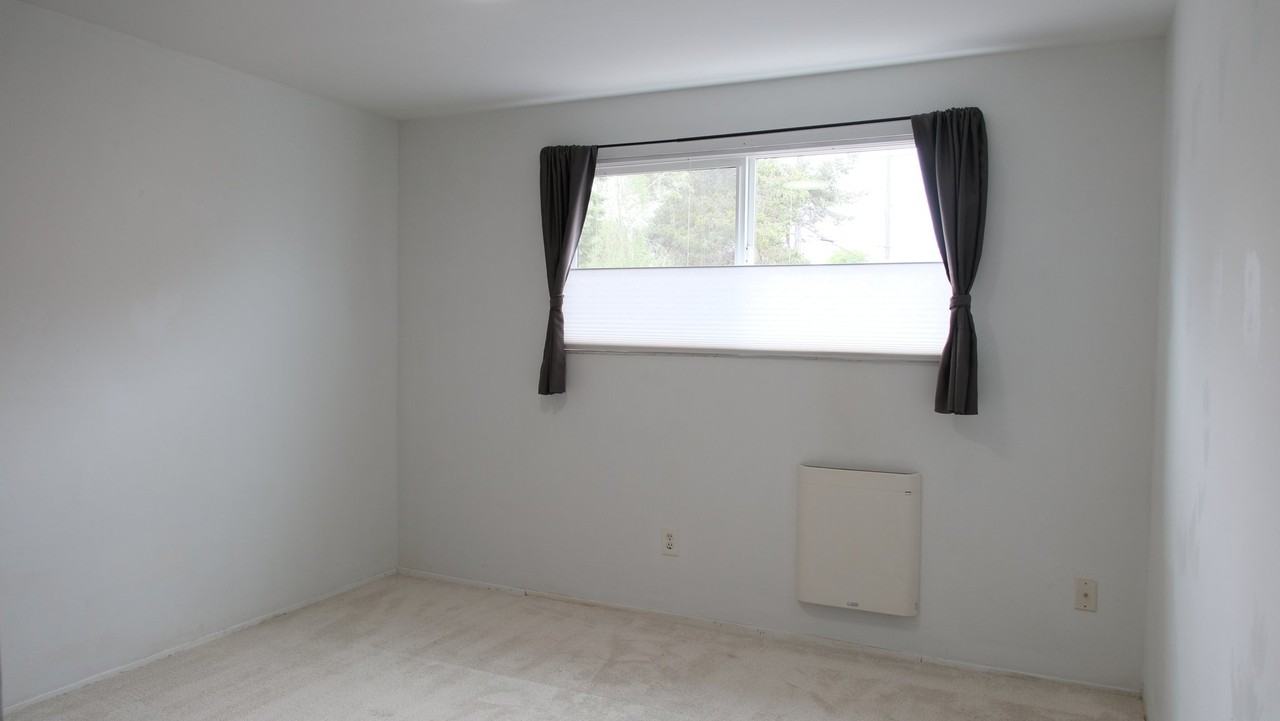 13350 37th Ave S #1 - Photo 5 of 15