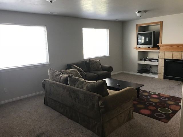 1443 E St - Photo 6 of 19