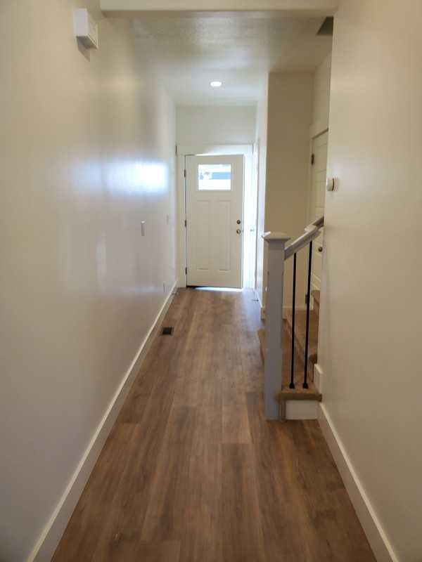 980 W Vista Ridge Dr - Photo 2 of 16