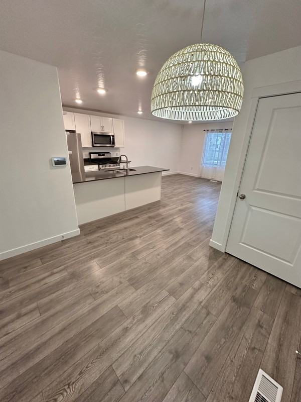 44 N Voyager Ln - Photo 7 of 20