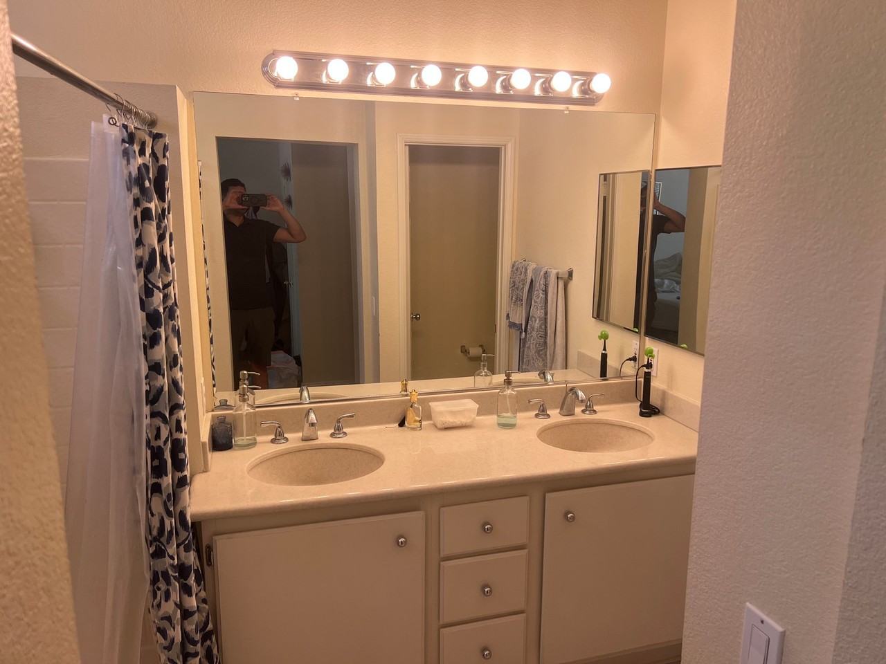 1457 Zehner Way - Photo 2 of 5