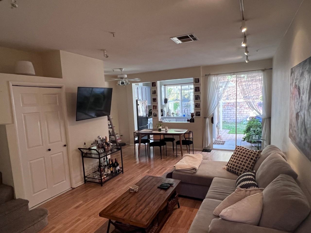 1457 Zehner Way - Photo 3 of 5