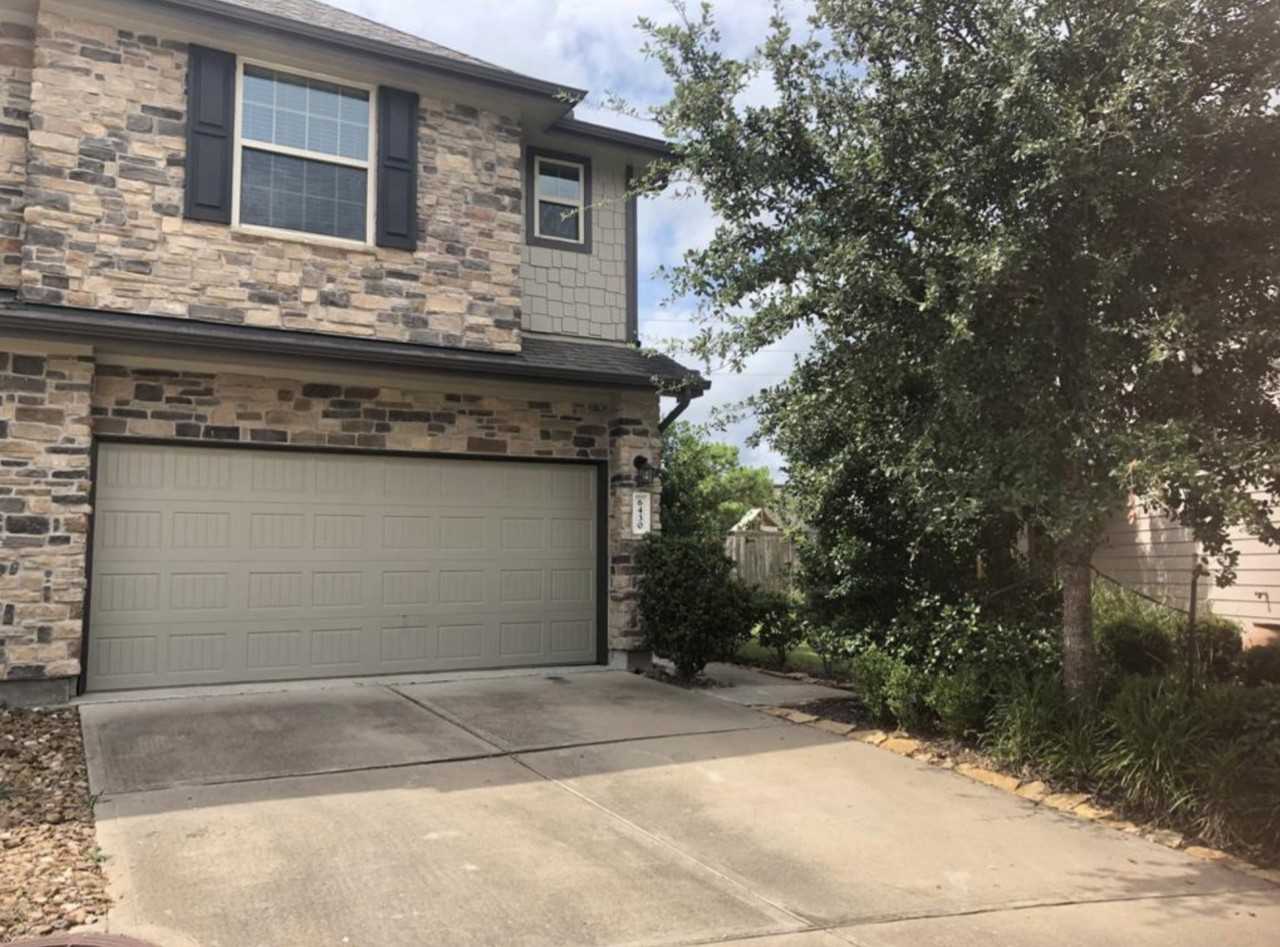 6414 Haywards Crossing South Cir - Photo 2 of 6