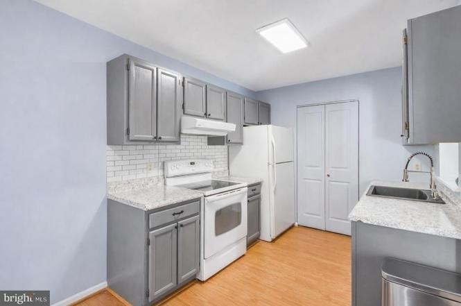 11205 Kensington Pl - Photo 6 of 14
