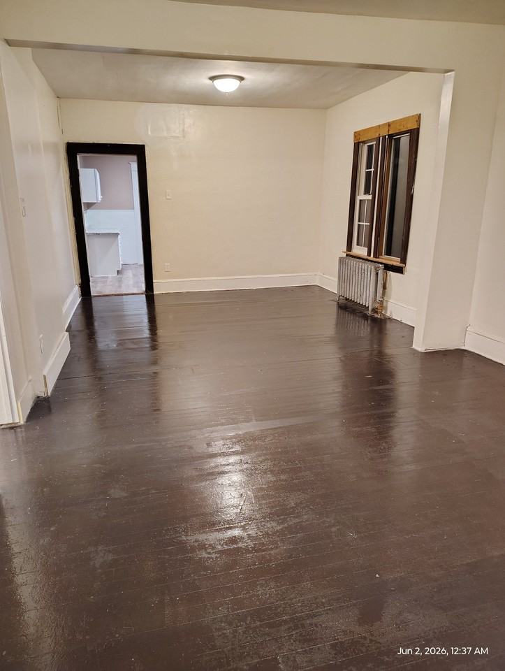 448 Tyler St #1stFL - Photo 3 of 22