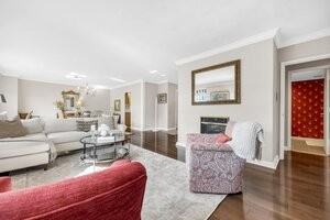 900 S Hanley Rd #12E - Photo 6 of 20