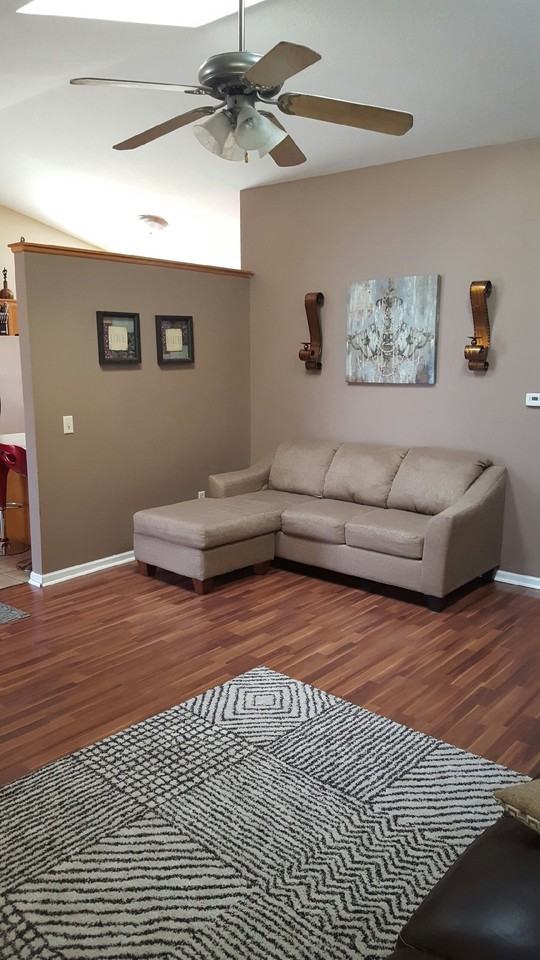 7814 Rocky Glen Pl - Photo 2 of 10