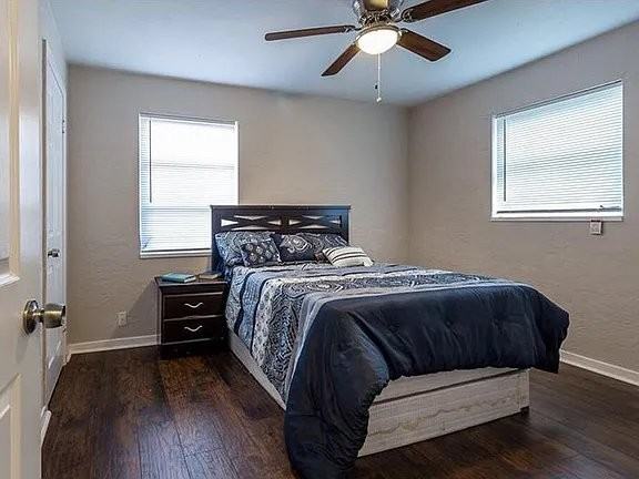 4541 6th Ave S - Photo 2 of 9