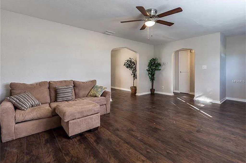 4541 6th Ave S - Photo 4 of 9