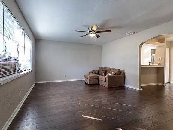 4541 6th Ave S - Photo 6 of 9