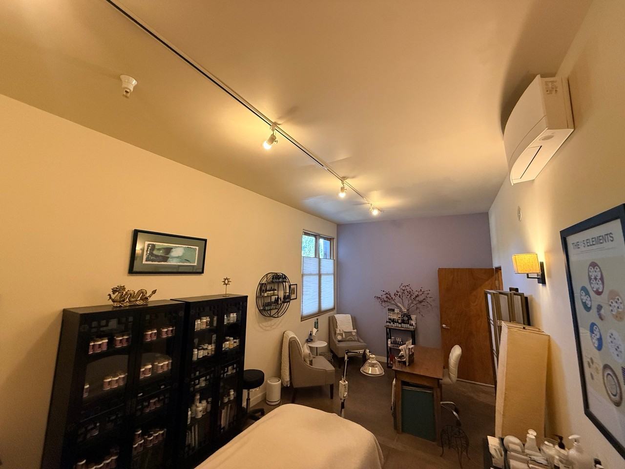 1012 Marquez Pl #303 - Photo 7 of 11