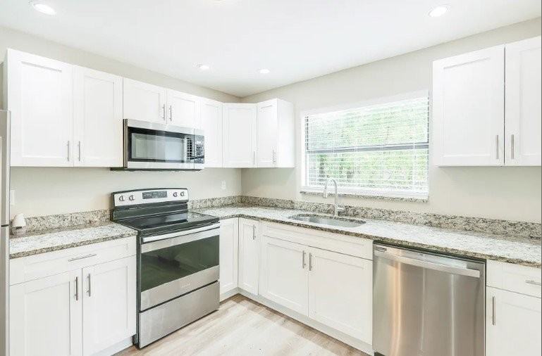 4516 S Hale Ave - Photo 6 of 16