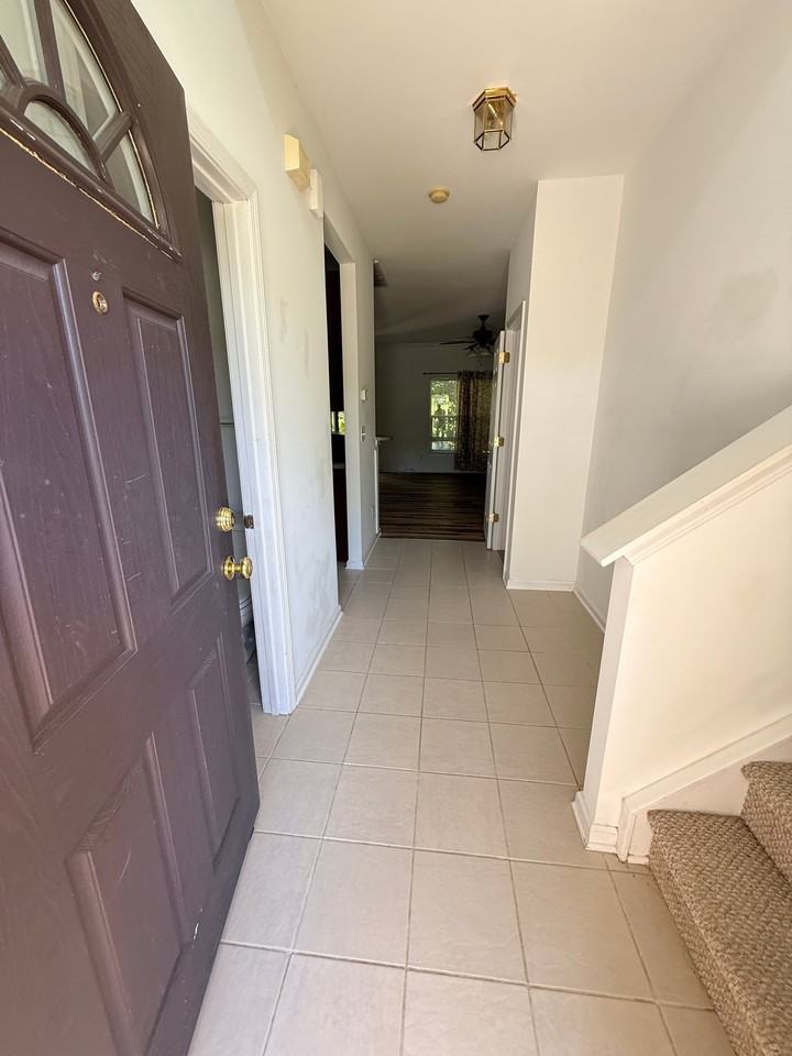 8742 Appledale Dr - Photo 4 of 20