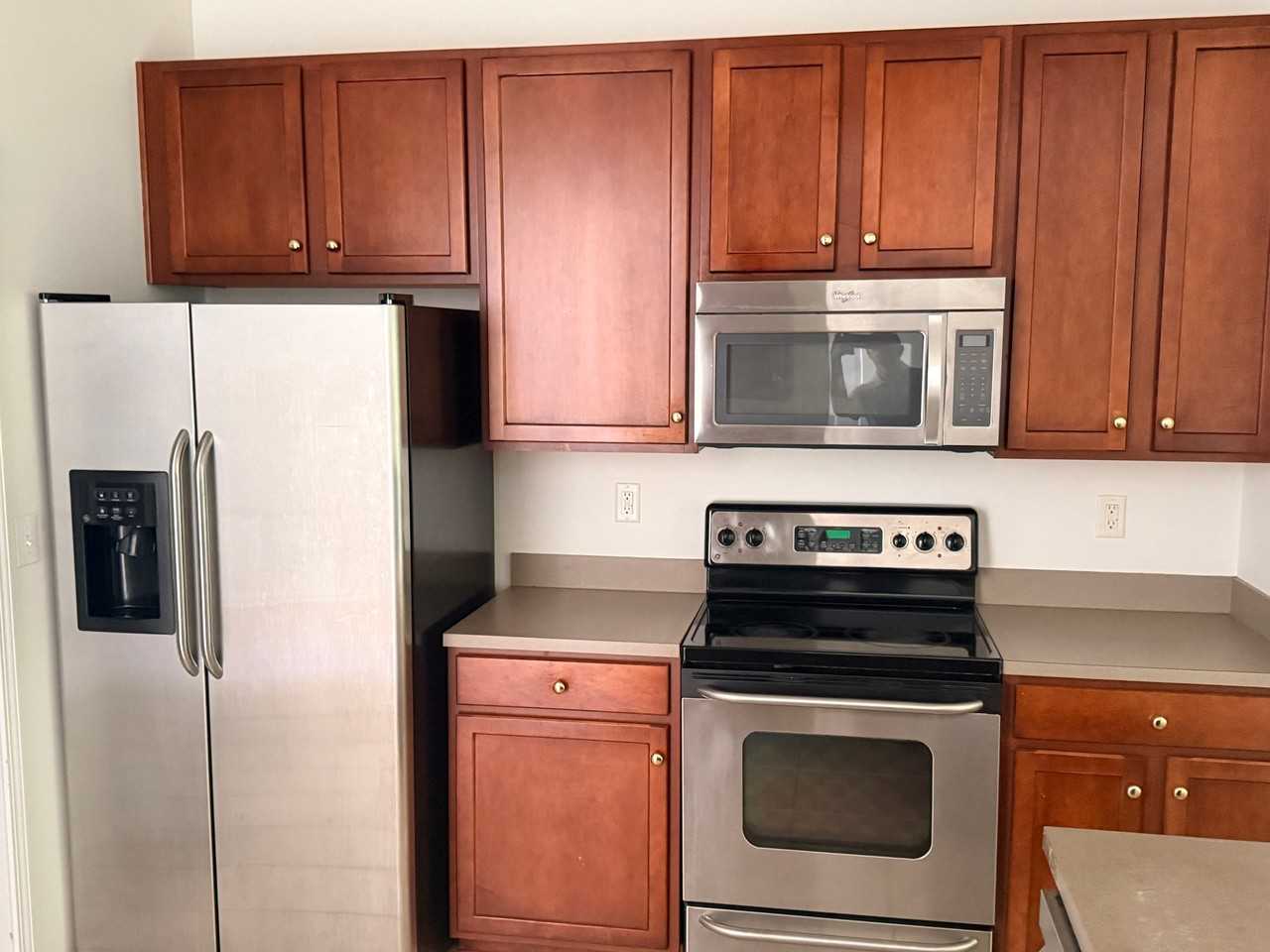 8742 Appledale Dr - Photo 6 of 20