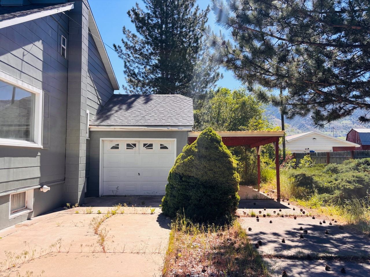 694 Se - Photo 2 of 20