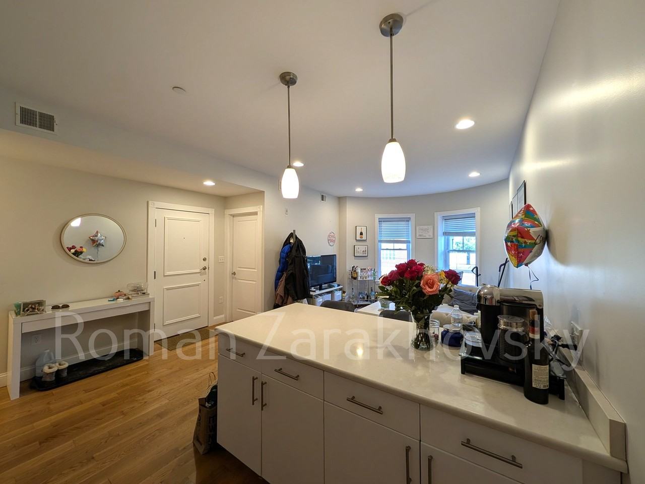 54 Kent St #2A - Photo 2 of 32