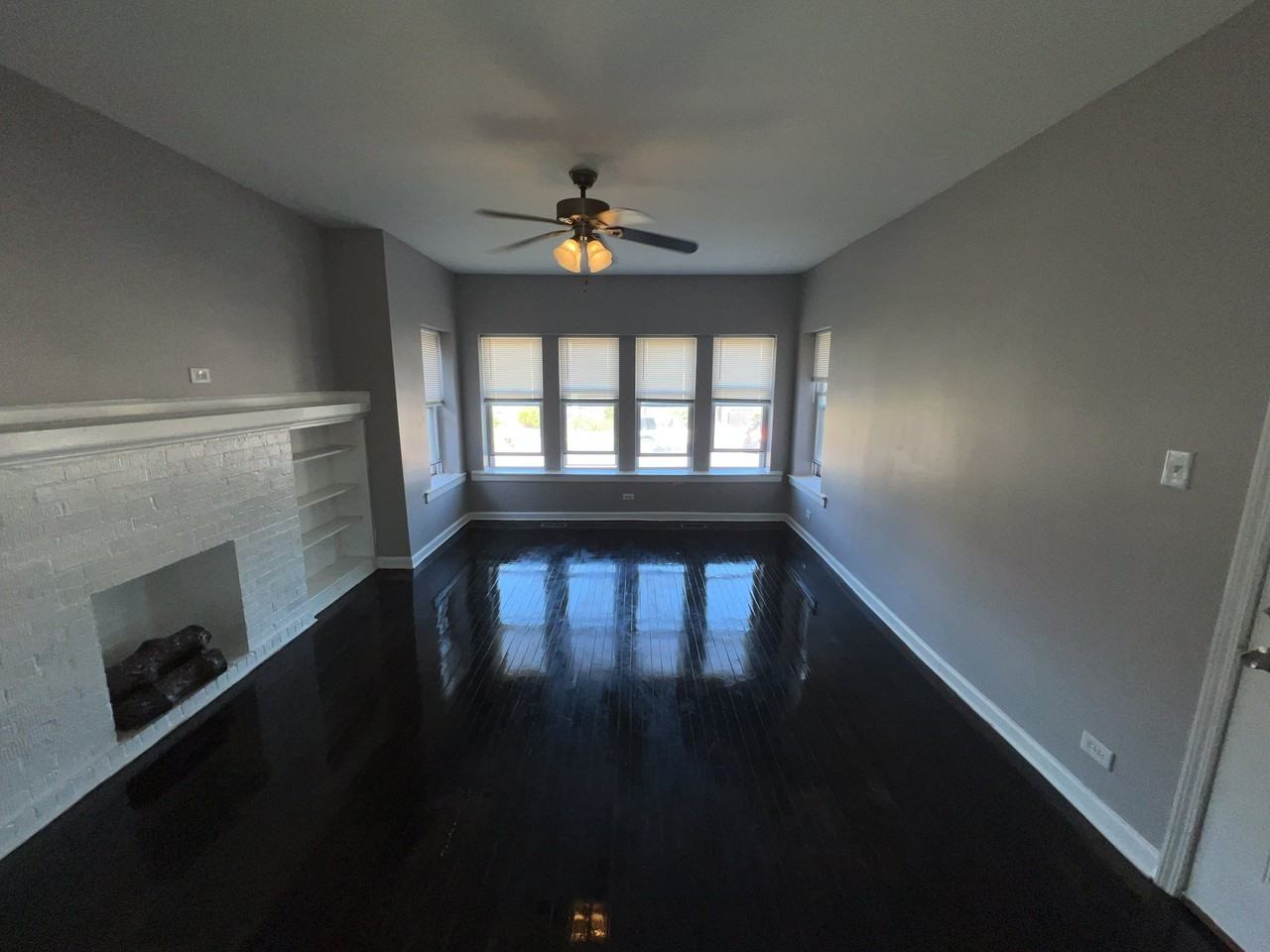 7525 S Green St #1 - Photo 3 of 19