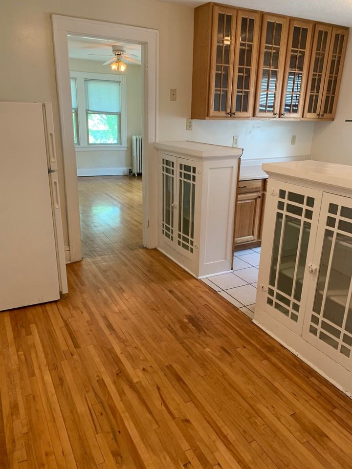 1720 Ashland Ave #7 - Photo 4 of 11