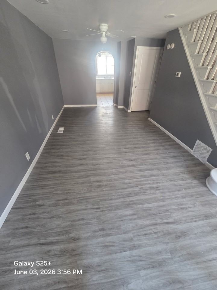 944 Cantrell St - Photo 2 of 8