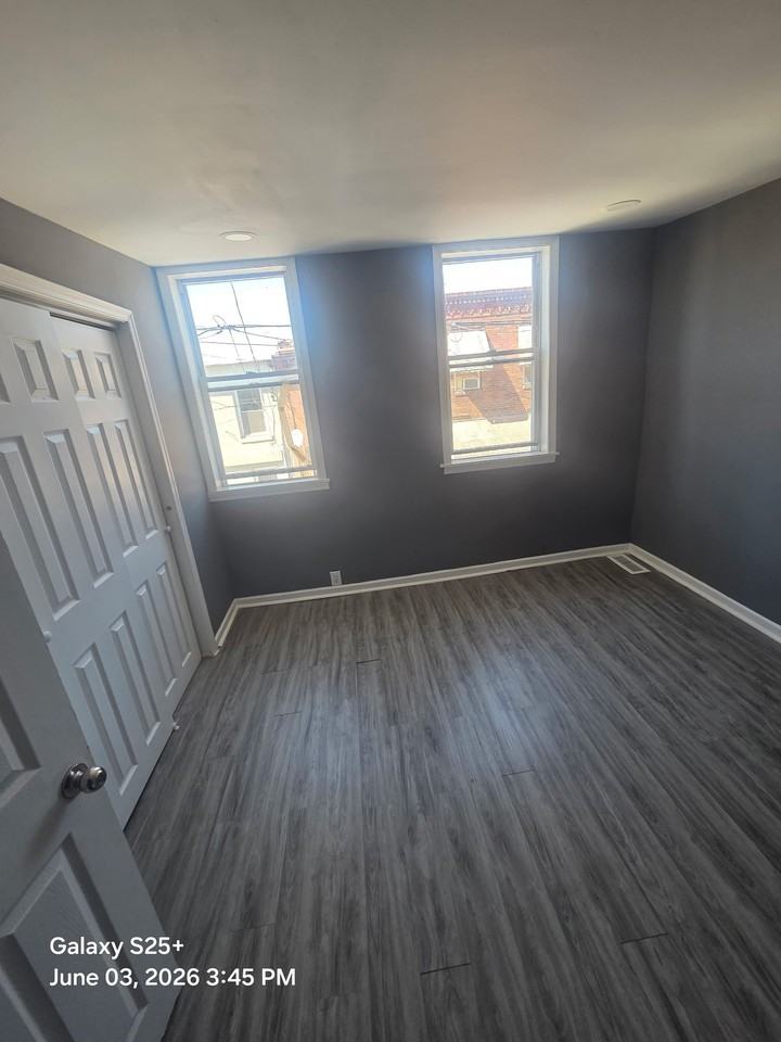 944 Cantrell St - Photo 5 of 8
