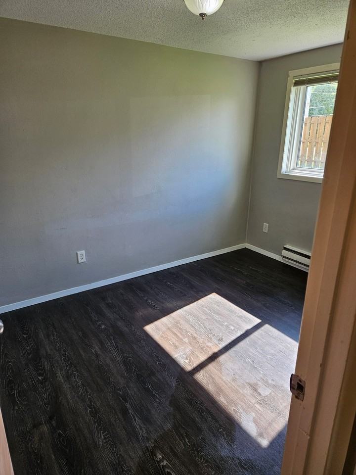 302 Maple Ln #1 - Photo 7 of 14