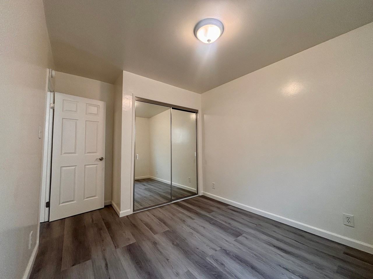1403 21st Ave #103 - Photo 2 of 13