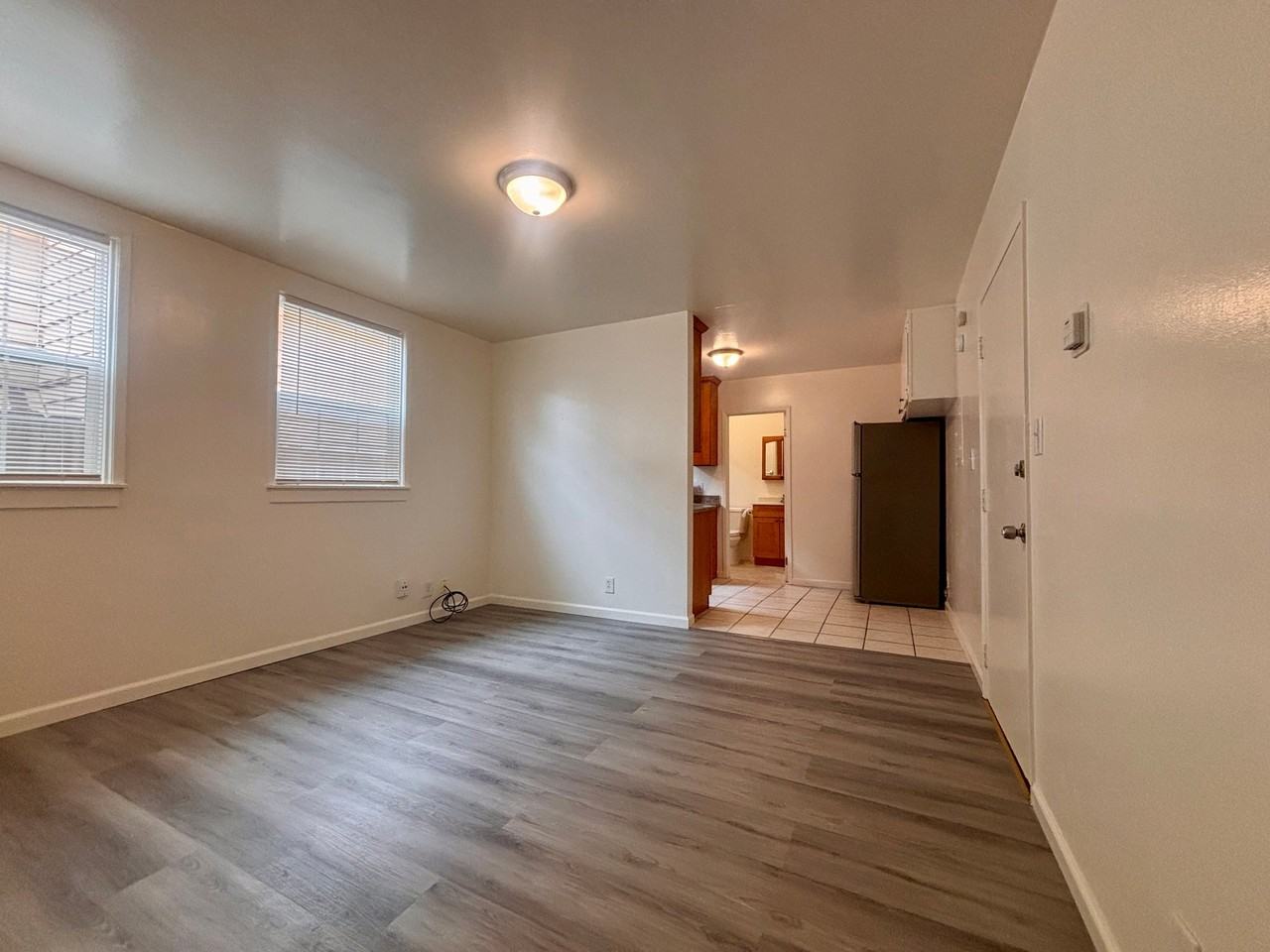 1403 21st Ave #103 - Photo 4 of 13