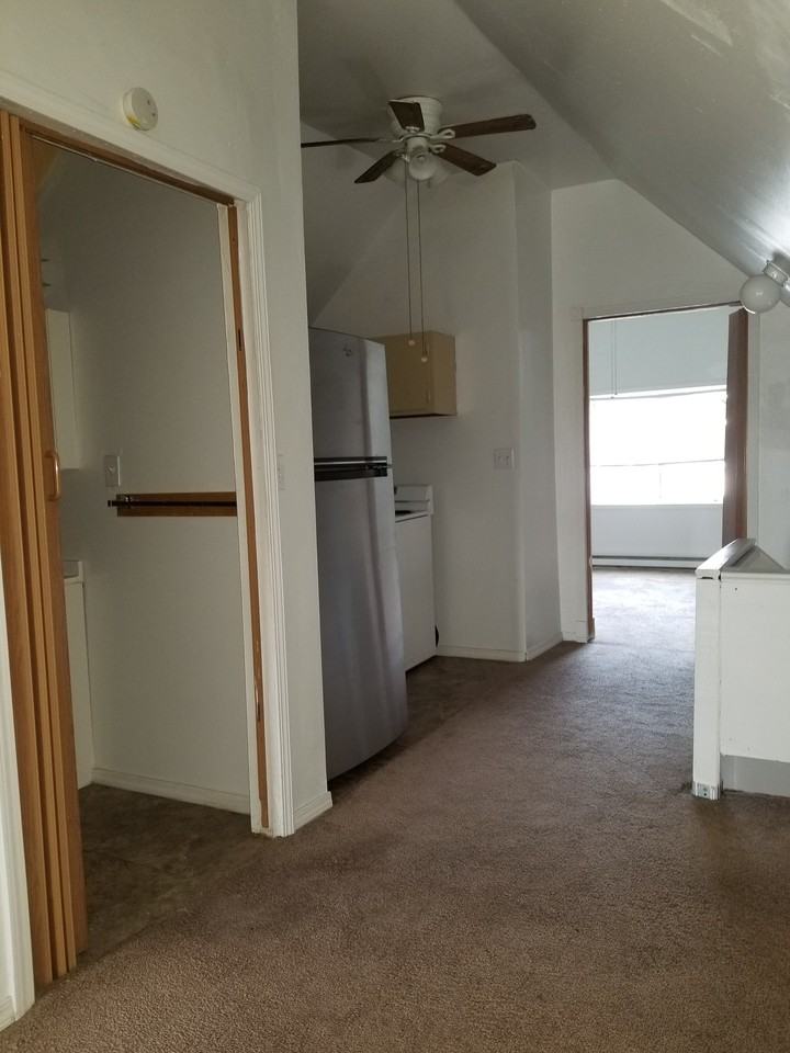 15448 Calcutta Ave #3rdFLUNIT - Photo 4 of 12