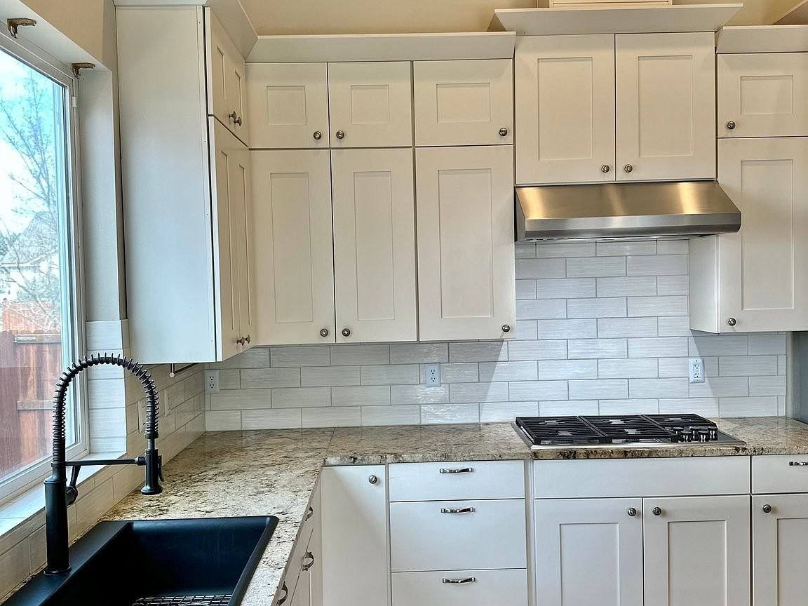 602 W Ridgeview Ln - Photo 3 of 12