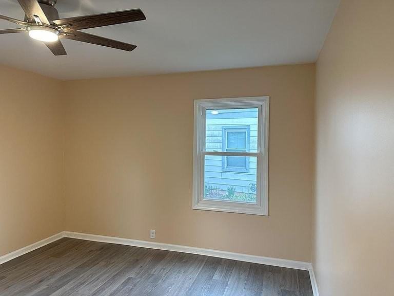 508 Kenyon Ave - Photo 5 of 5