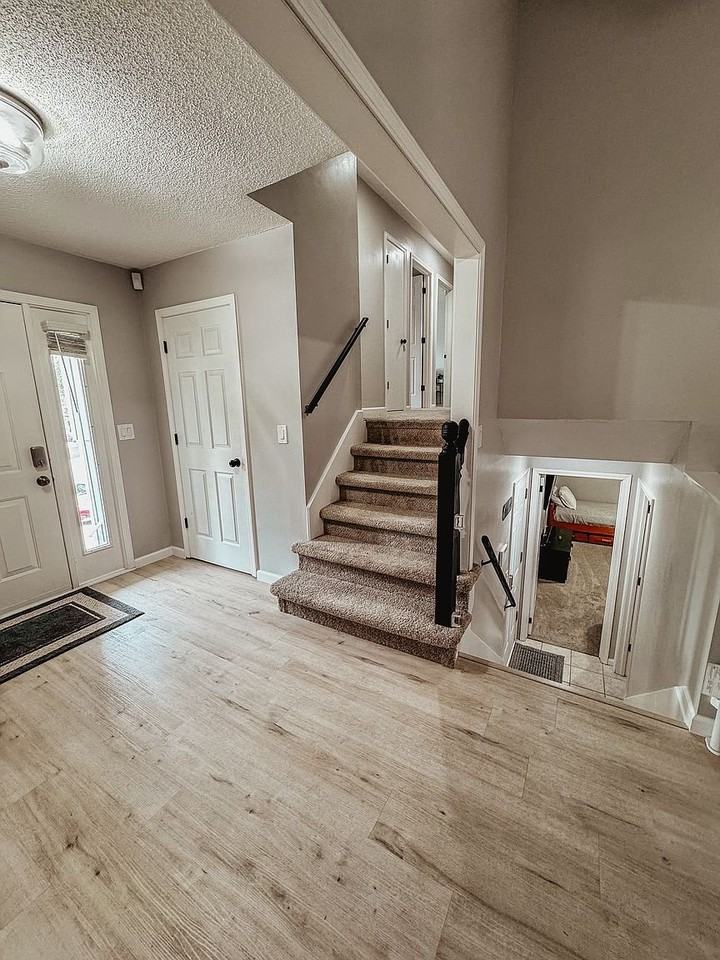 8133 Swarner Dr - Photo 3 of 6