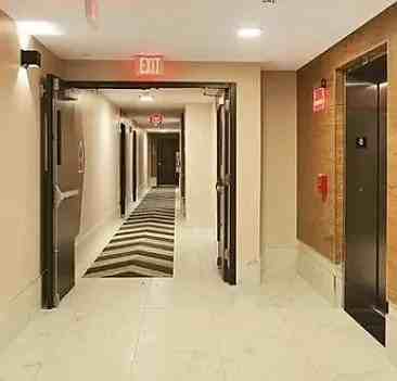 115 37th St #507 - Photo 3 of 11