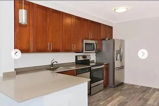 115 37th St #507 - Photo 5 of 11