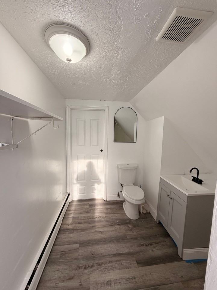 125 Pierce St #6 - Photo 3 of 8