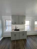 featured image of 125 Pierce St #3