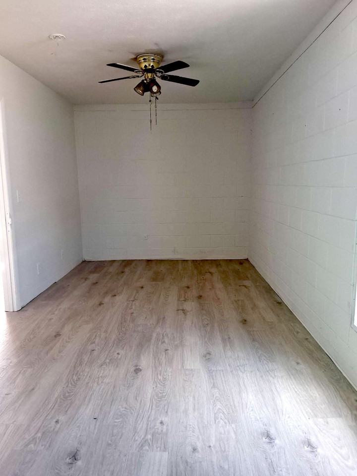 2952 7th Ave - Photo 4 of 6