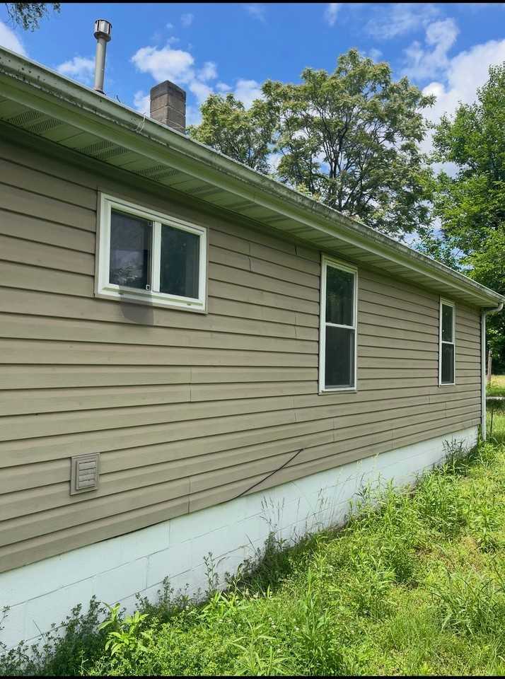 3720 Walnut Ave - Photo 2 of 7
