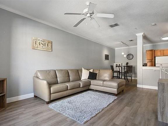 6131 Metrowest Blvd #32 - Photo 6 of 19
