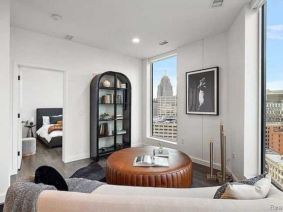 330 Gratiot Ave #35 - Photo 7 of 20
