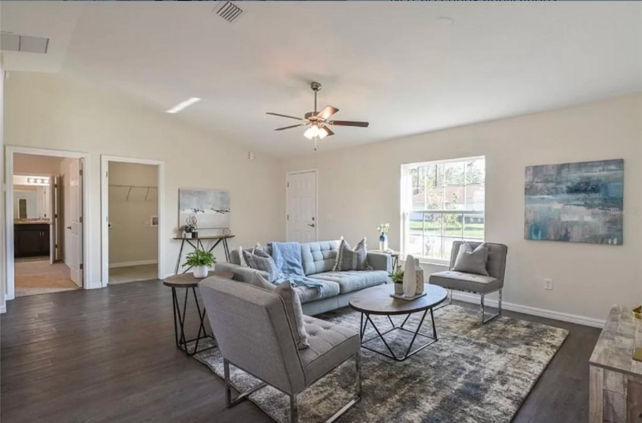 3920 Sw 138th St - Photo 4 of 17