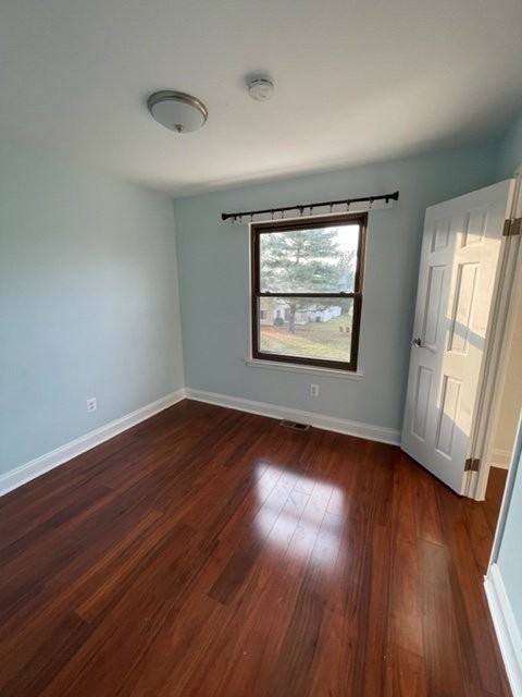 133 Briar Ct - Photo 3 of 9