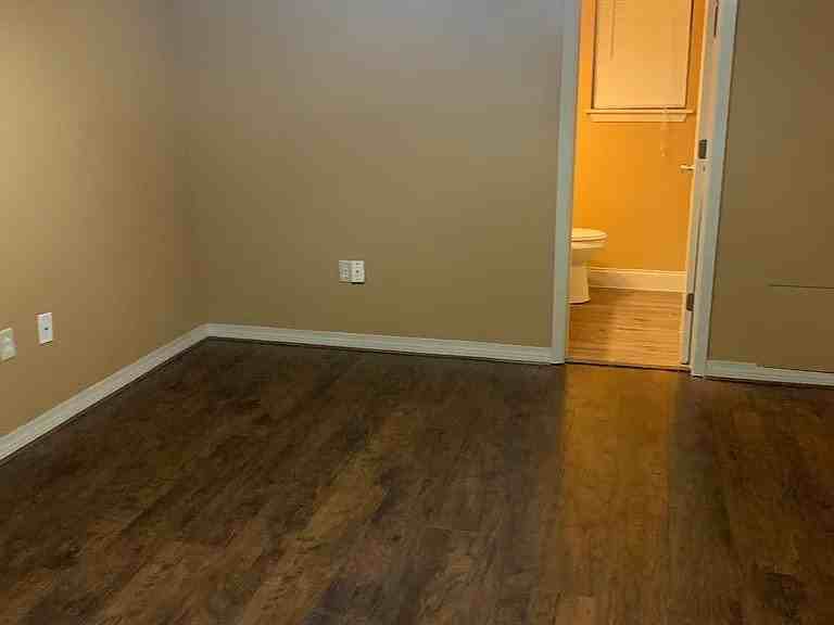 516 Susan Dr - Photo 2 of 16