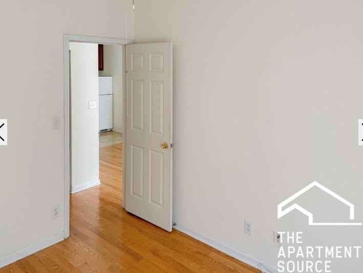 3924 N Pine Grove Ave #2 - Photo 6 of 8